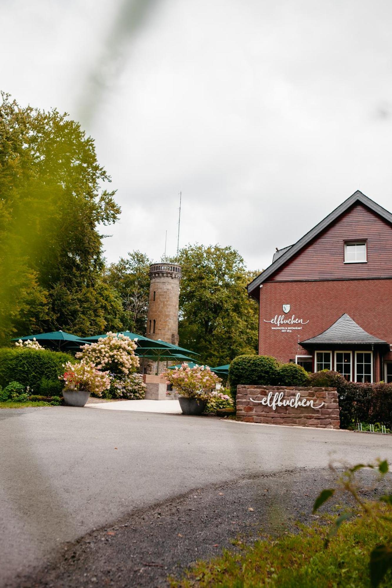 Elfbuchen Hotel